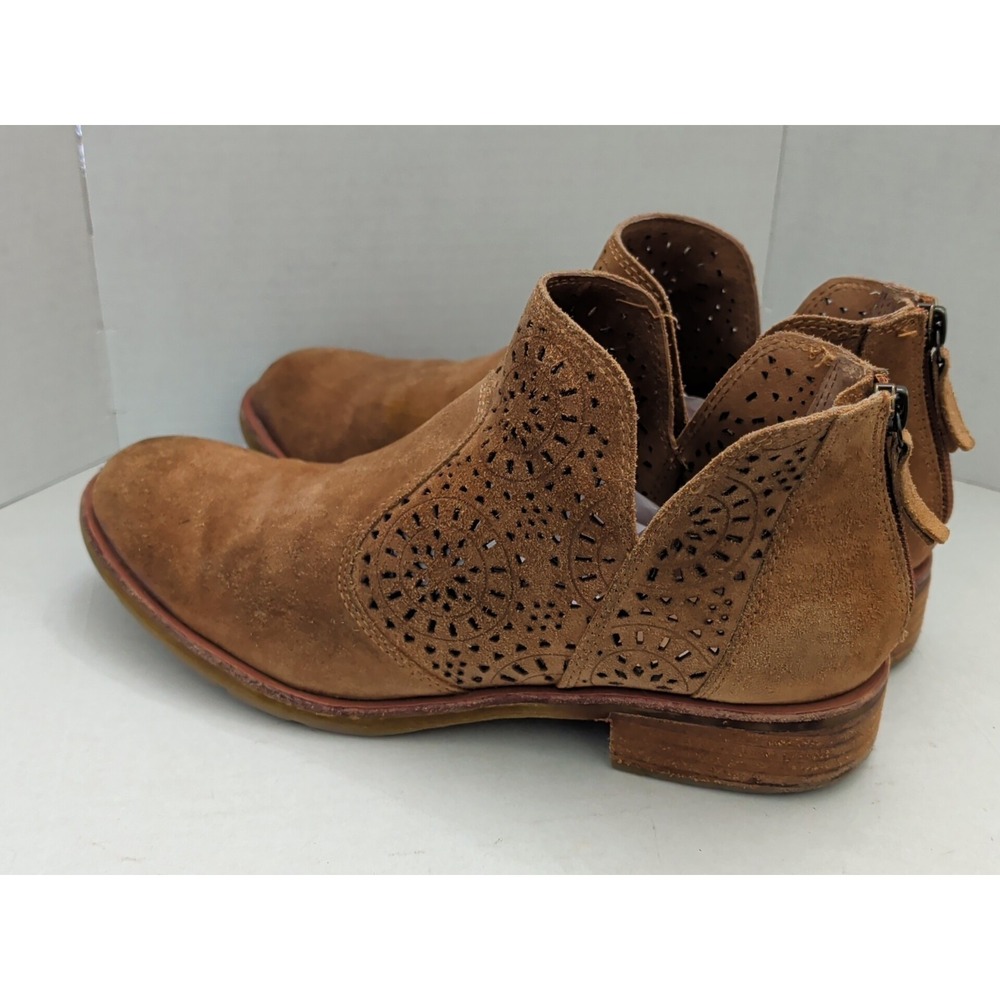 Sofft Barrosa Cognac Boho Perforated Suede Bootie Back Zip Stacked Heel Sz 9M - Picture 5 of 9